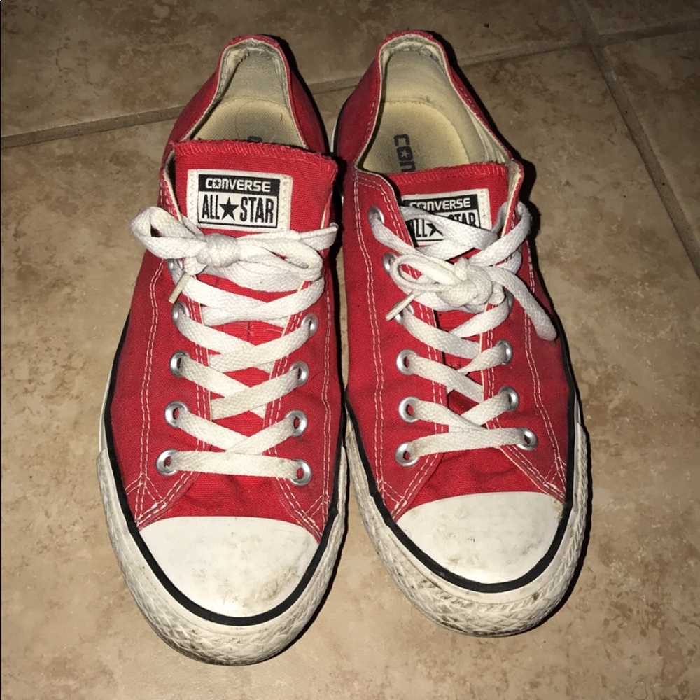 Red converse that are in good condition!